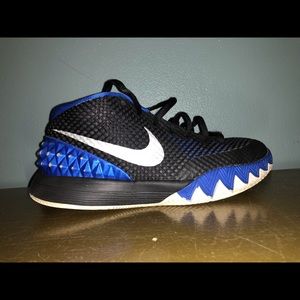 Kyrie 1 “brotherhood”
